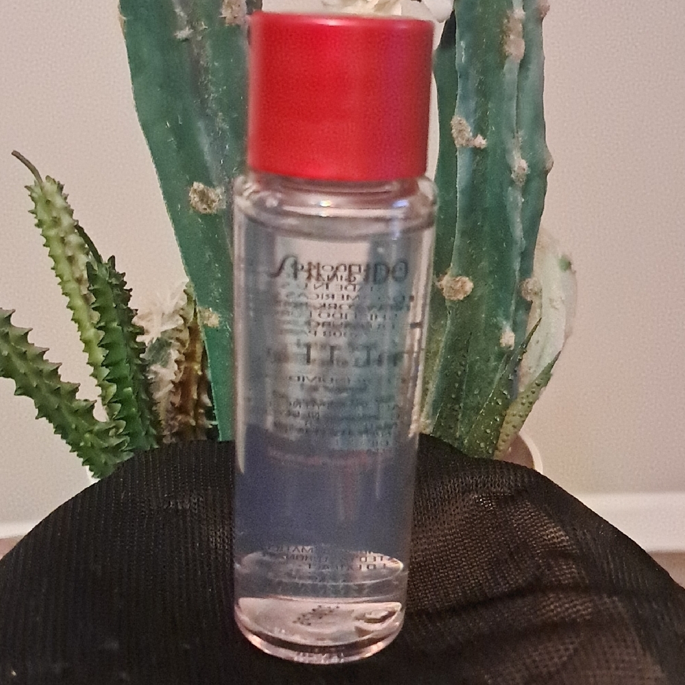 Shiseido Skin Conditioner with Bold Red Cap